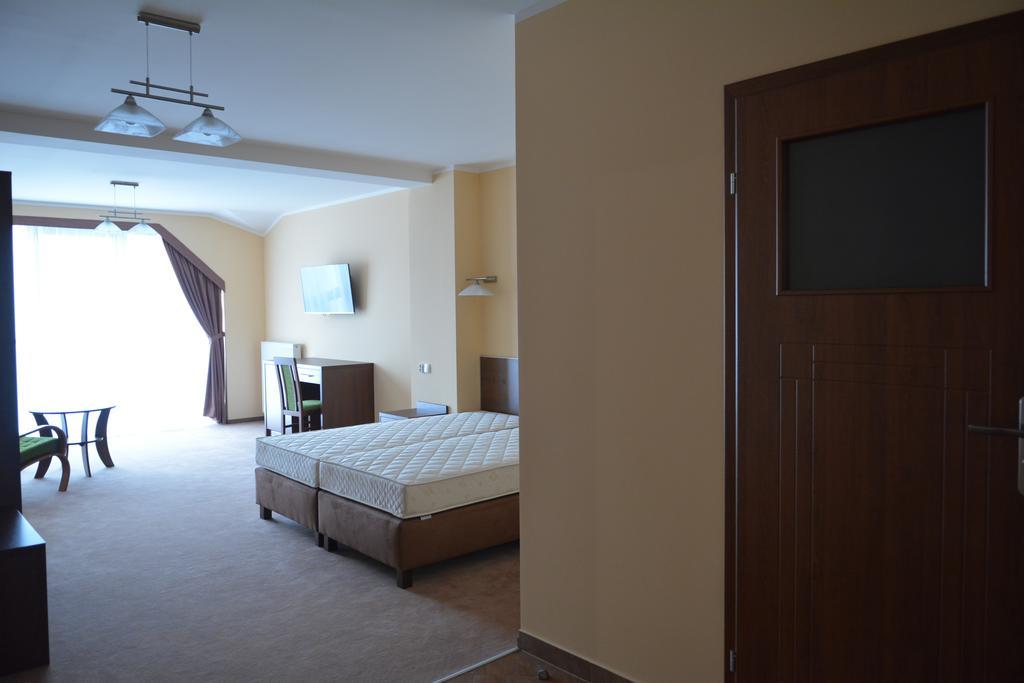 Hotel Gosciniec Pan Tadeusz II Lötzen Zimmer foto