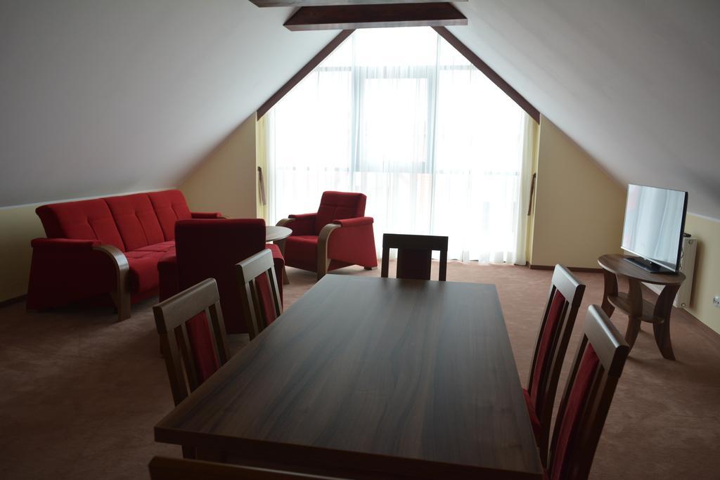 Hotel Gosciniec Pan Tadeusz II Lötzen Zimmer foto