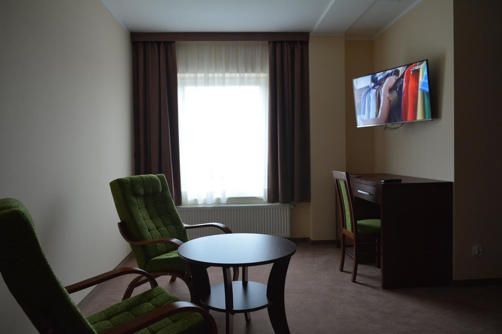 Hotel Gosciniec Pan Tadeusz II Lötzen Zimmer foto
