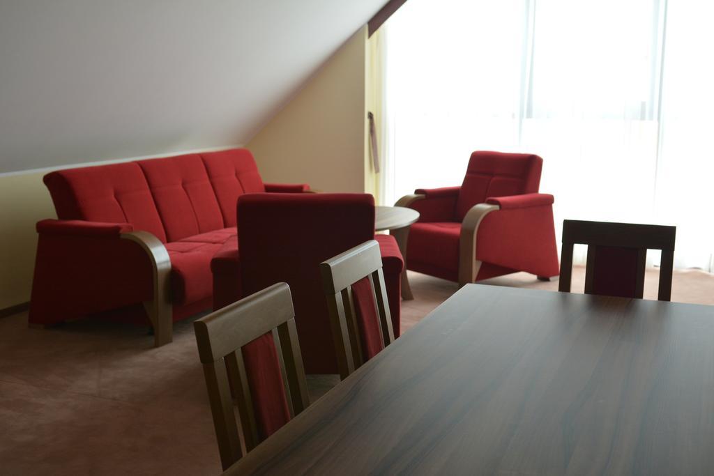 Hotel Gosciniec Pan Tadeusz II Lötzen Zimmer foto