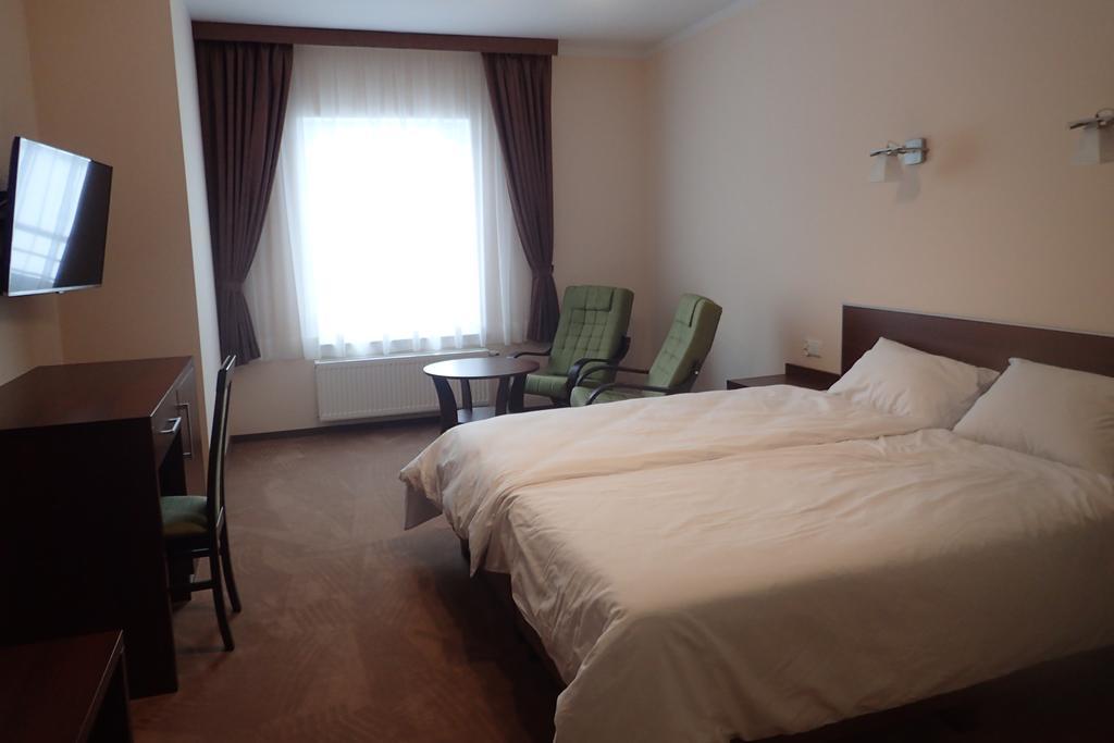 Hotel Gosciniec Pan Tadeusz II Lötzen Exterior foto