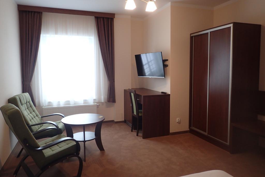 Hotel Gosciniec Pan Tadeusz II Lötzen Exterior foto